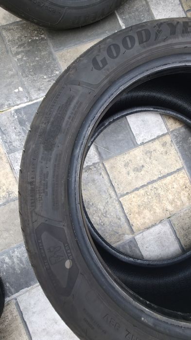 Anvelope vara Goodyear EfficientGrip Performance 2 205 50 R17 93V XL
