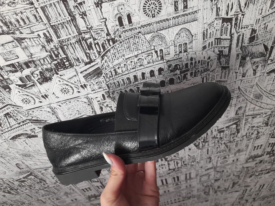 Продам , туфли , чёрного цвета