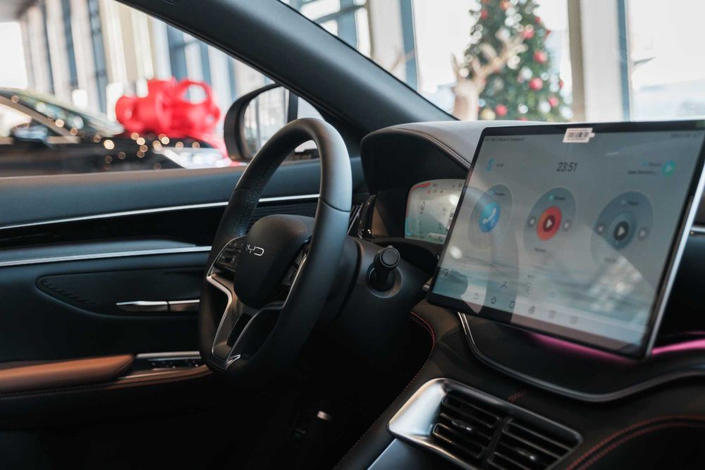 BYD SONG PLUS CHAMPION DM-i ( 110km Flagship)