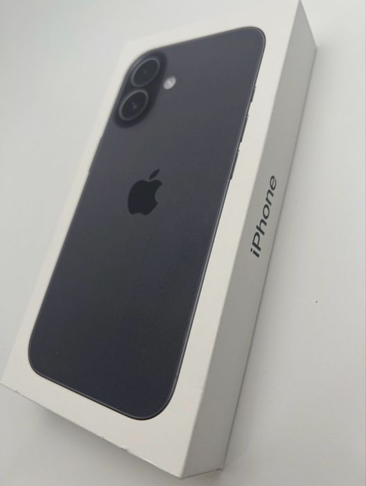 iphone 17   256 black titanium
