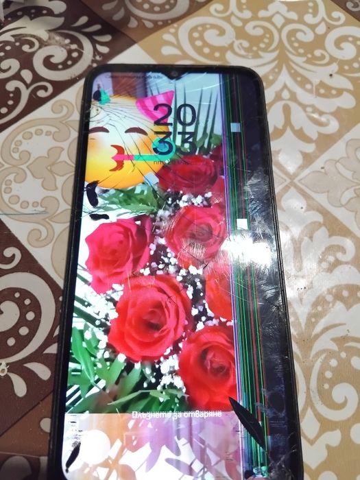 продава се телефон за части