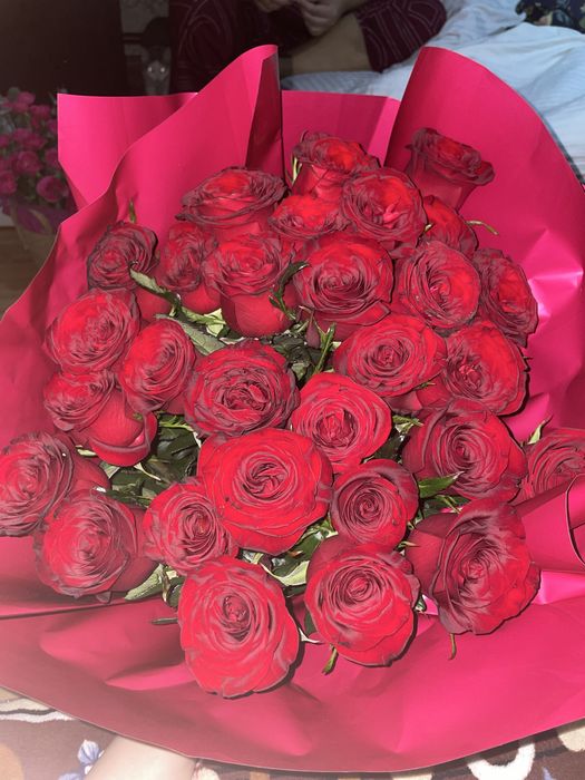 Цветы( свежий, розы)