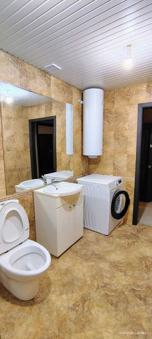 Дава се под наем Тристаен апартамент в Бургас, Изгрев - 95 кв.м за 612 € - Снимка #4