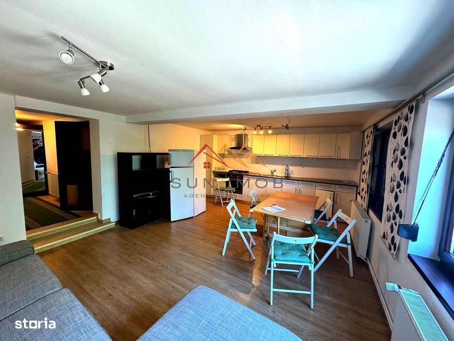 Casa P+E+M 5 camere, an 2019, renovat 2023, toate utilitatile