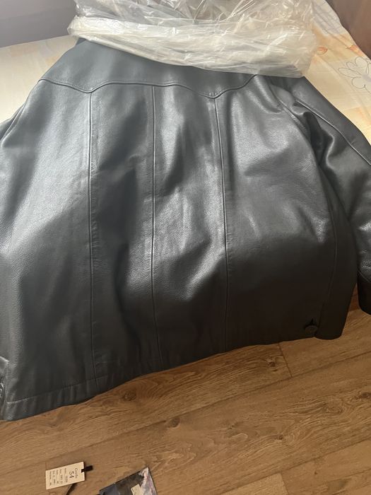 Кожаная куртка мужская.