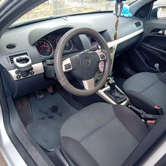 Vind opel astra h 1.9 cdti