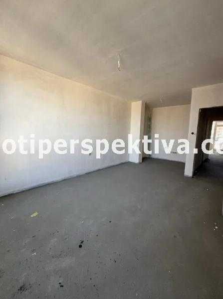 Продава се Тристаен апартамент в Пловдив, Тракия - 110 кв.м за 1146 €/кв.м - Снимка #2