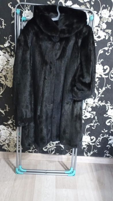 Продам норковую шубу