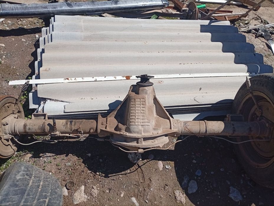 Metan gaz sotiladi 100 litr