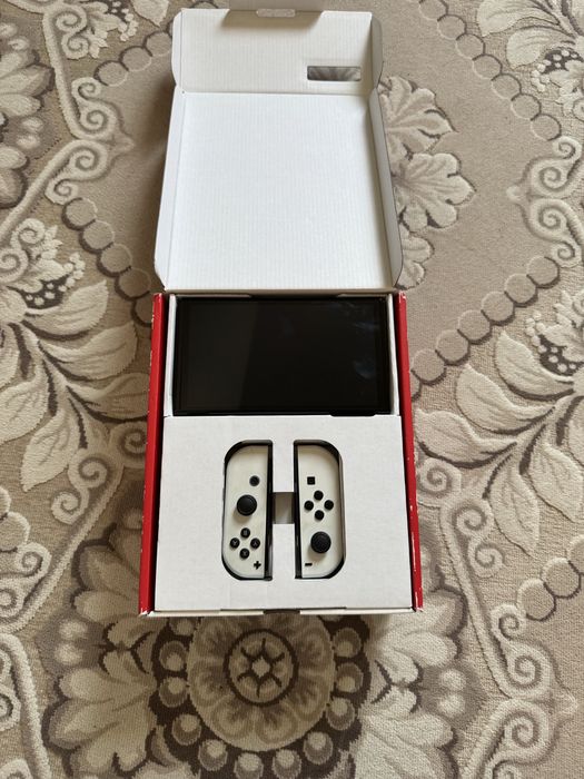 Nintendo Switch Oled White