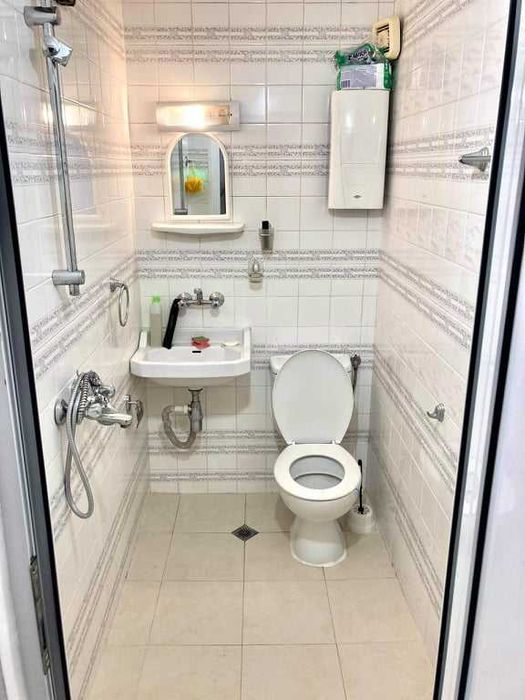 Дава се под наем Двустаен апартамент в Бургас, Лазур - 70 кв.м за 168.3 € - Снимка #3