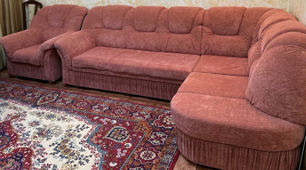 Продам диван в отличном состоянии