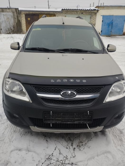 Lada Largus Cross 2019