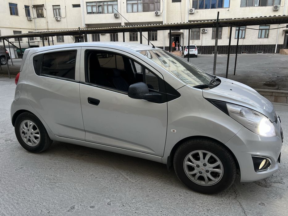 продайется спарк 2014 г