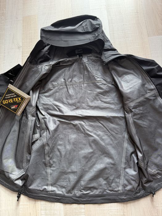 Arctery beta LT  geaca goretex S M L XL
