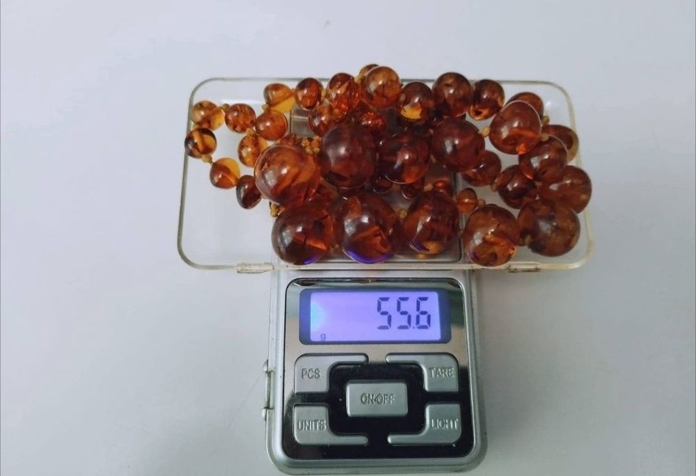Vechi colier lant din chihlimbar natural baltic, de culoarea mierii, cu inchizatoare din argint 925, cabochon oval