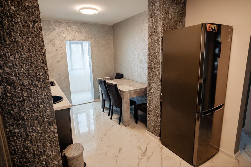 2 camere 55 MP etaju 2 zona costieni profi