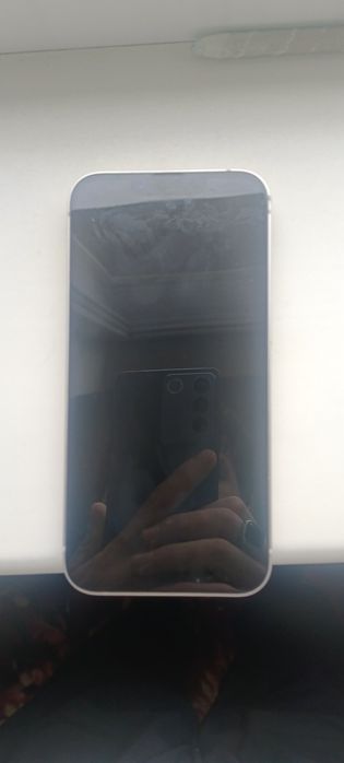 Телефон Vivo 27e