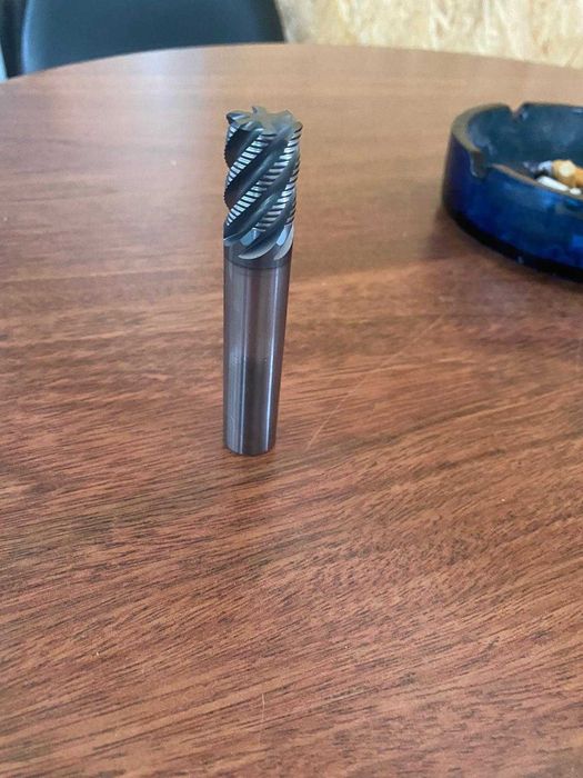 Високопроизводителна твърдосплавна фреза WALTER и WNT