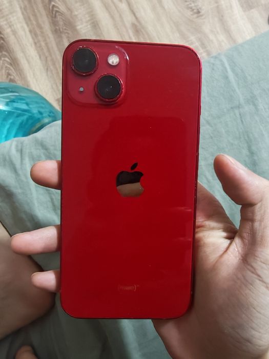 iPhone 13 128GB Rosu