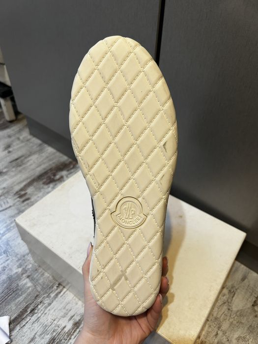 ghete Moncler din piele, nepurtate