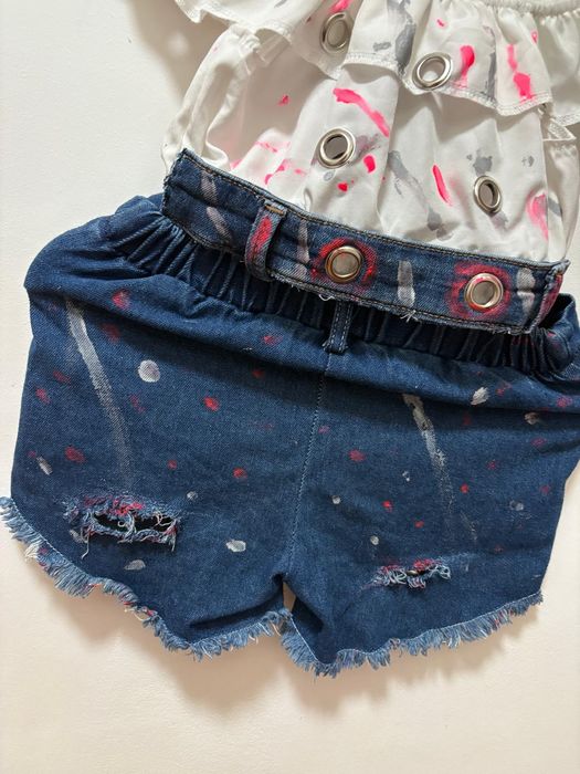 Compleu fete făcut la comanda