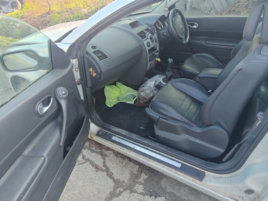 Renault Megane coupe cabriolet 1.4 или 1.6 16 v