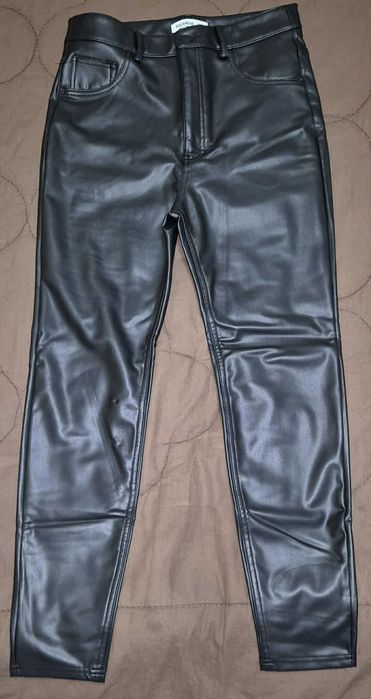 Pull&Bear Кожени Панталони