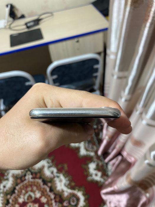 Телефон iPhone x