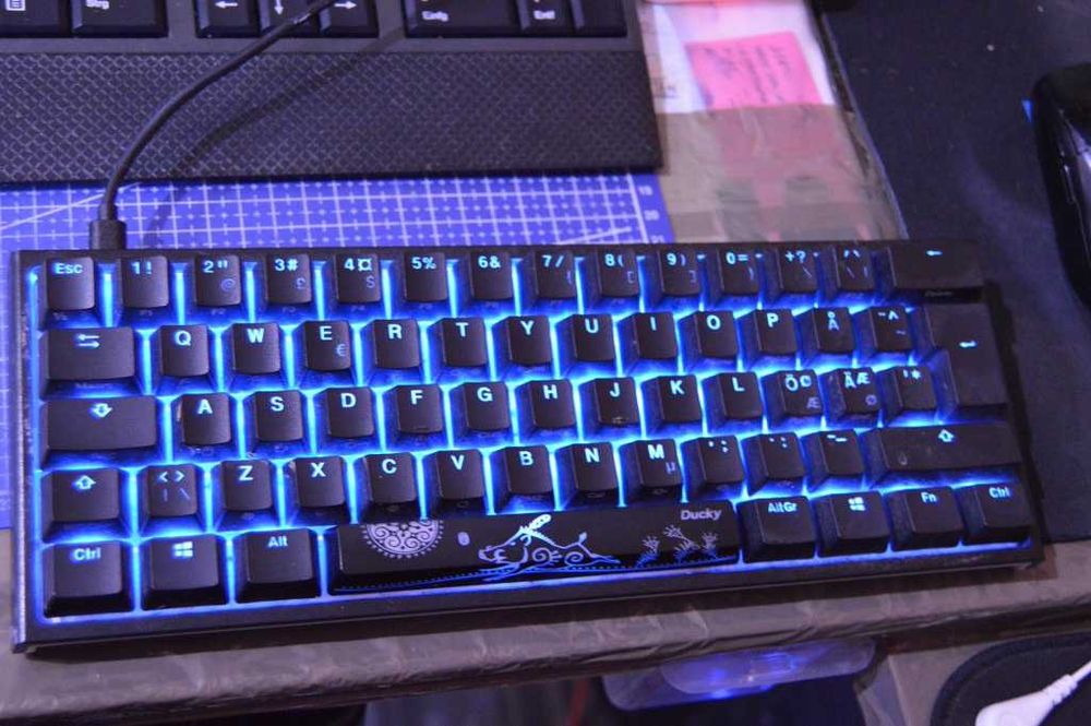 Tastatură Mecanică Gaming Ducky One 2 Mini RGB 60% (DKON1861ST) – Cablu Detașabil USB-C