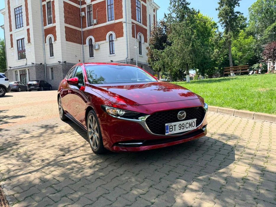 Mazda 3 - Centre Line