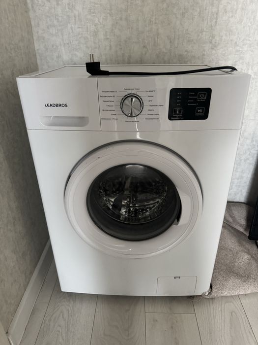 Стиральная машина LEADBROS