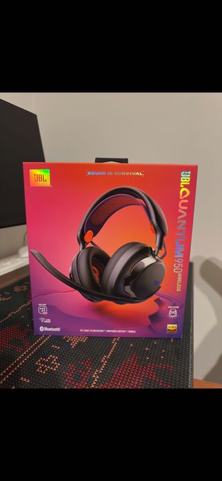 JBL Quantum 950 Black noi sigilate