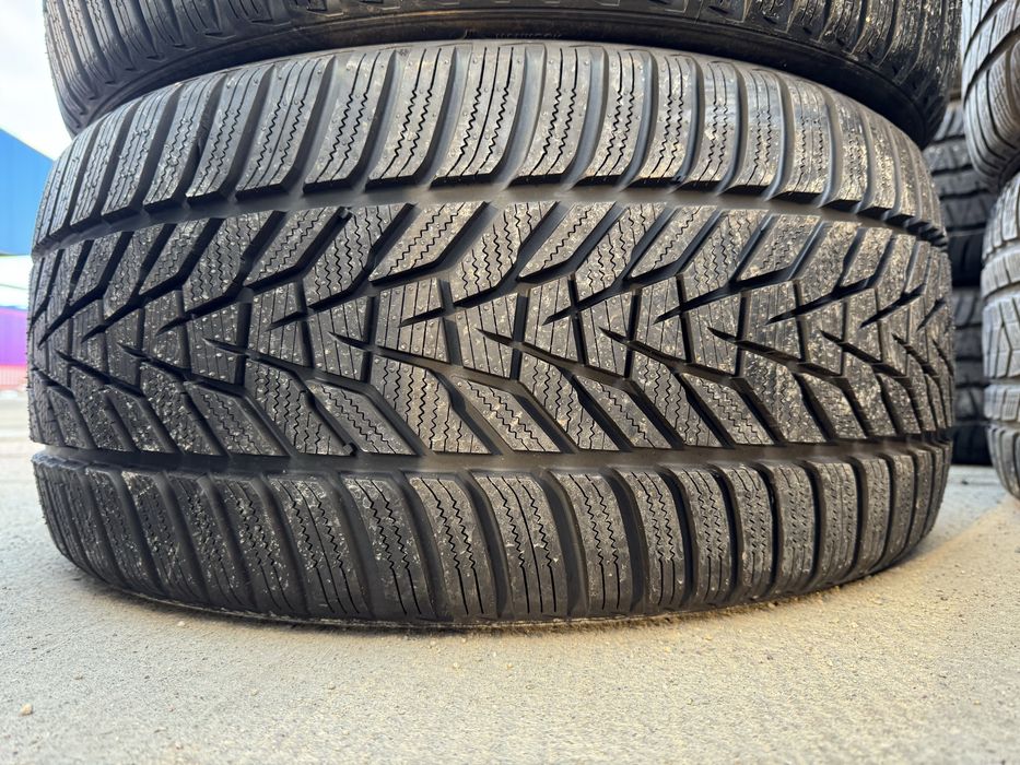 Anvelope Noi 265/35/20 Hankook