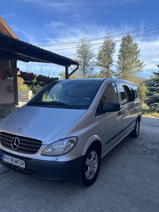 Vand mercedes vito 8+1 locuri,2.2 diesel,an fabricatie 2010, varianta extra-lung