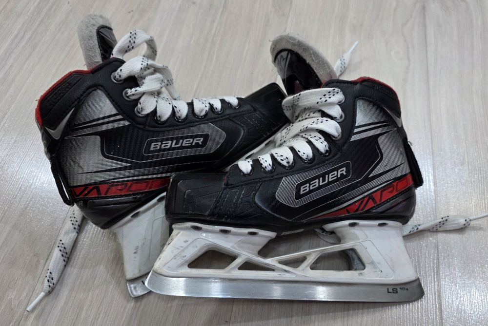 Коньки вратарские BAUER VAPOR