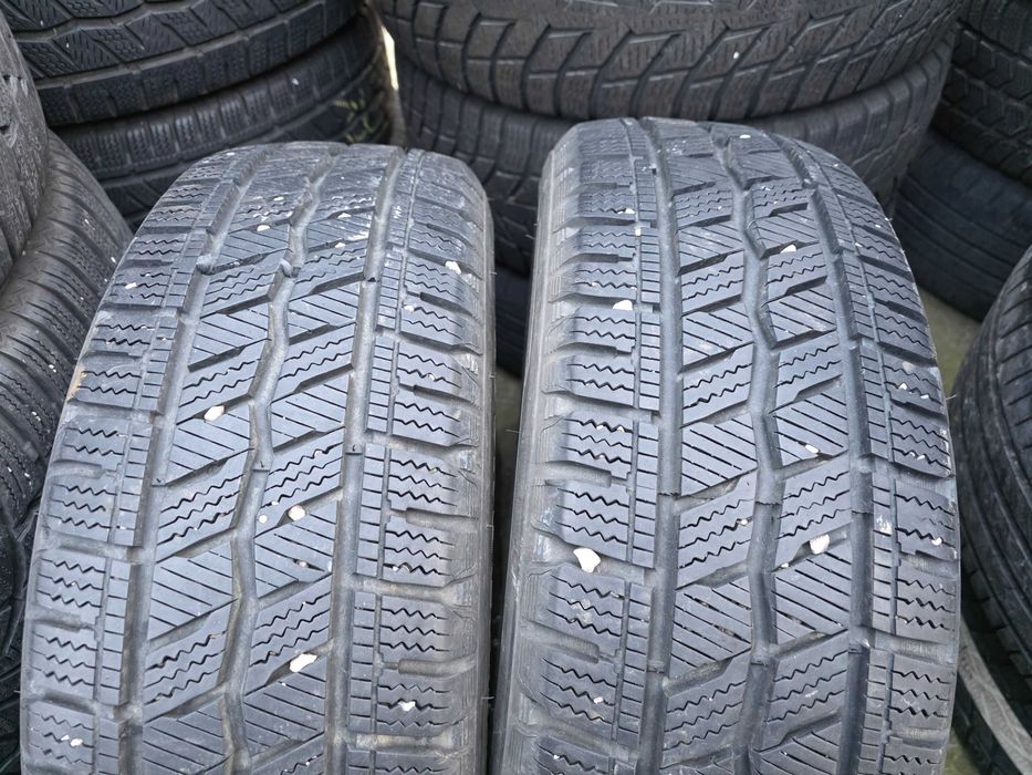 2бр Зимни гуми 195 60 16 С - Hankook