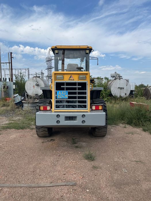 Продам погрузчик 2 куб