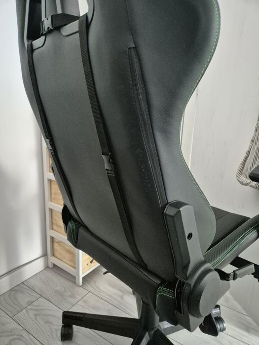 Scaun Razer Legend Edition (Jisk)