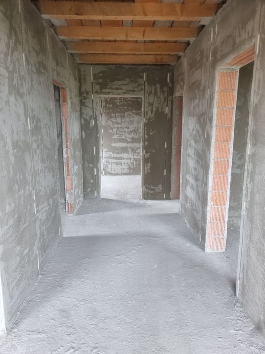 Executam tencuiala mecanizata si manuala pe toată raza județului iasi pentru detalii suplimentare va rog sa ma contactați  0728385416 oferim garanție!