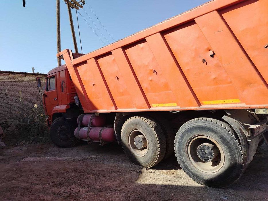 Камаз 6520 сотилади