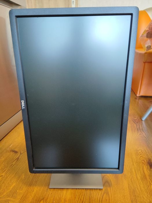 Монитори DELL P2213p