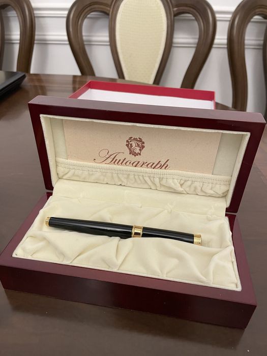 Перьевая ручка Autograph