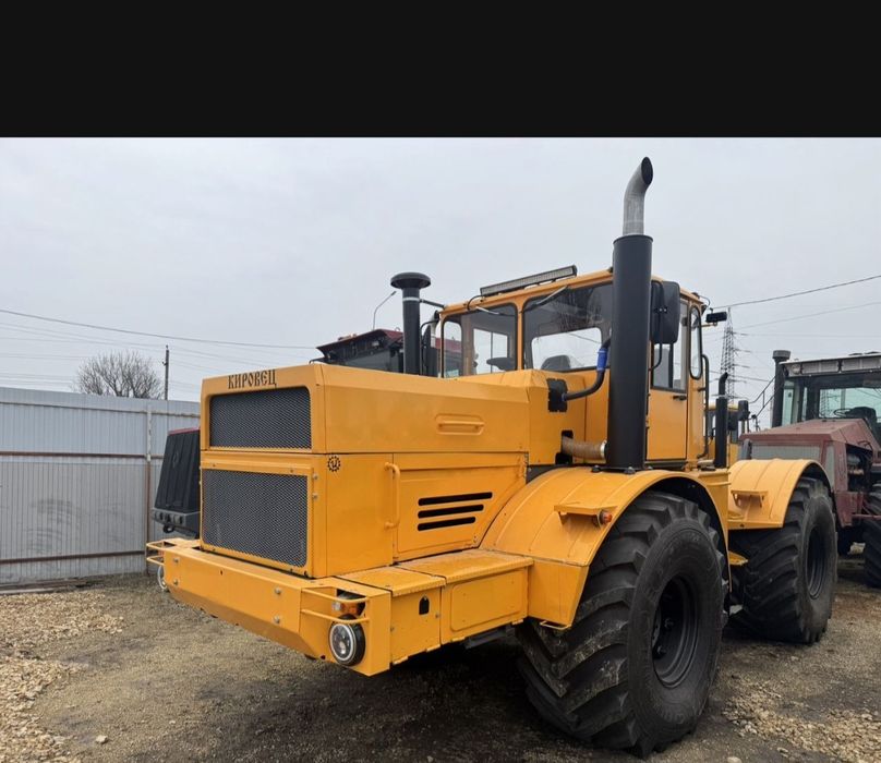 Продам кировец с двигателем вичай