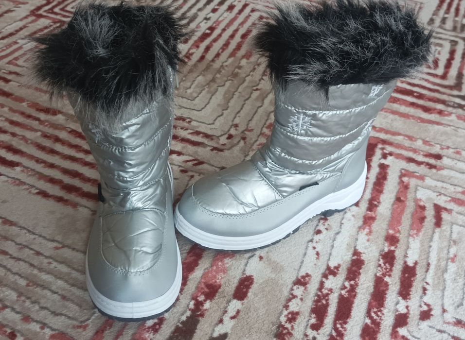 Апрески за момиче