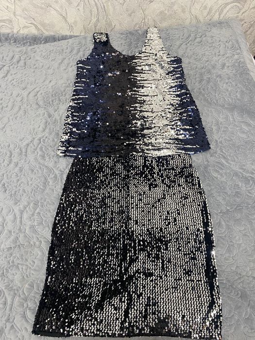 Костюм с поедками