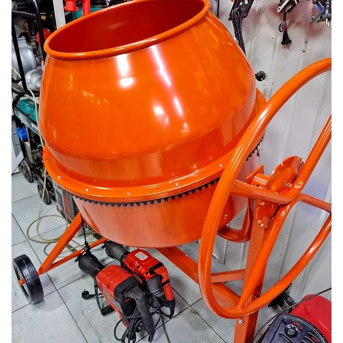 Betonameshalka arenda  betonameshalka prokat DOSTAVKA BOR