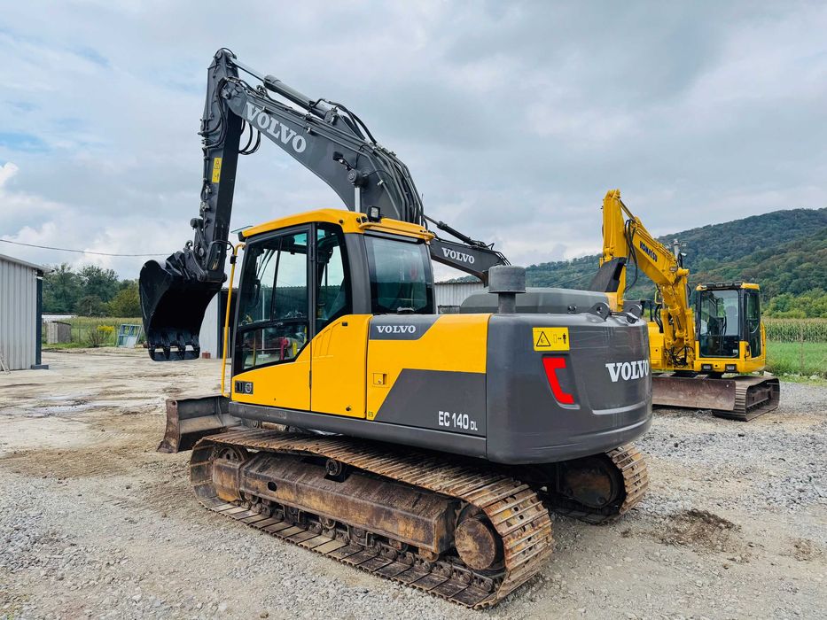 Excavator pe senile cu lama Volvo EC 140 DL, an 2012, 15 tone, TOP !