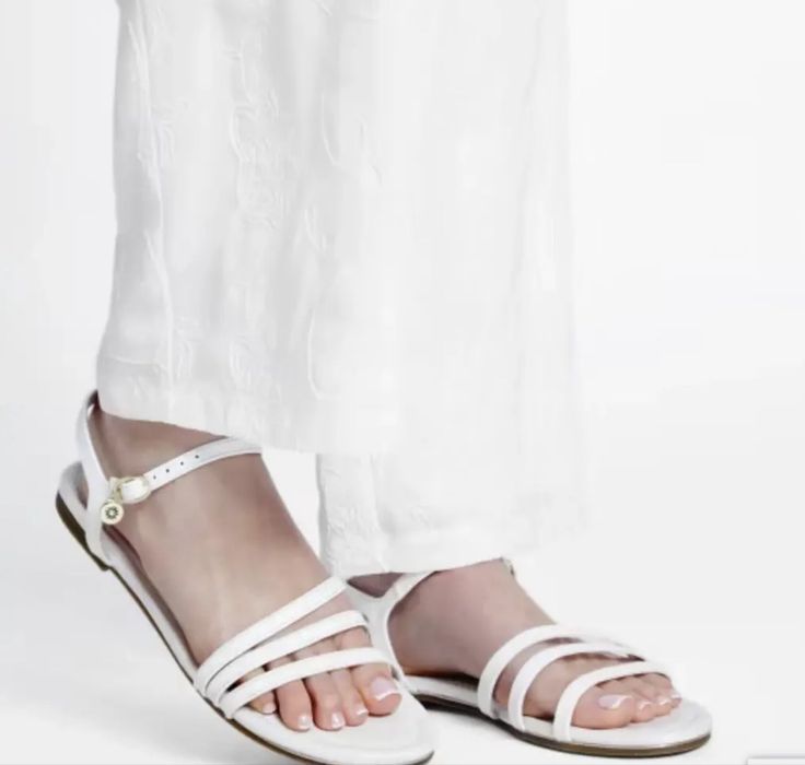 Сандалии Guess Оригинал!