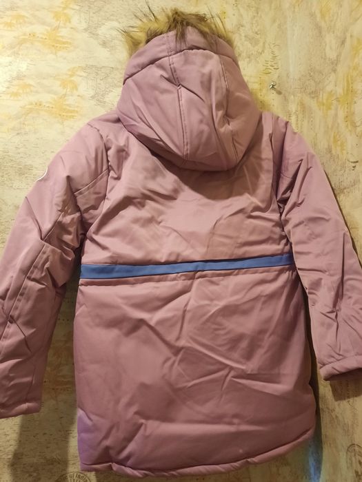 Новая Куртка на девочку
